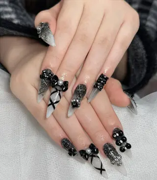 ロング カラー Bling Salonのネイルデザイン