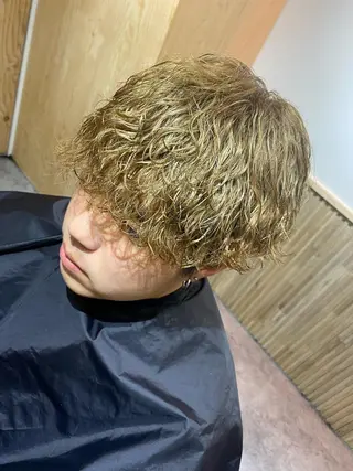 カラー パーマ メンズブリーチカラー /パーマ ごーた立川のヘアスタイル