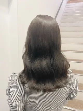 ロング カラー 切りっぱなしボブ/ ショート/カエ🌛のヘアスタイル