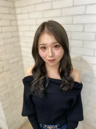 セミロング カラー ヨシダ フミノリのヘアスタイル