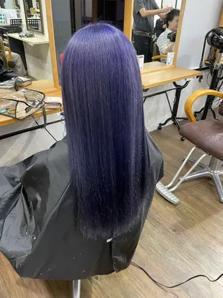 ロング 横浜🦋ハイトーン 🫐シャドウルーツのヘアスタイル