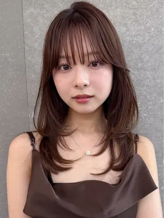 セミロング 縮毛矯正/レイヤー 韓国/顔まわり/夢音のヘアスタイル