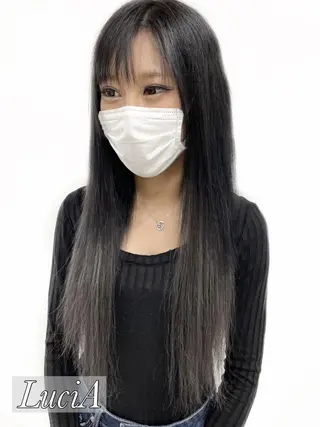 ロング カラー ヘアアレンジ LuciA エクステカラーのヘアスタイル