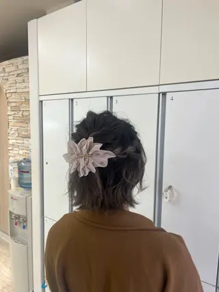 ミディアム ヘアアレンジ KEEN.渋沢/ 横溝小夏のヘアスタイル