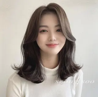 ミディアム ヘアアレンジ 韓国好き🇰🇷 美容師MIKUのヘアスタイル