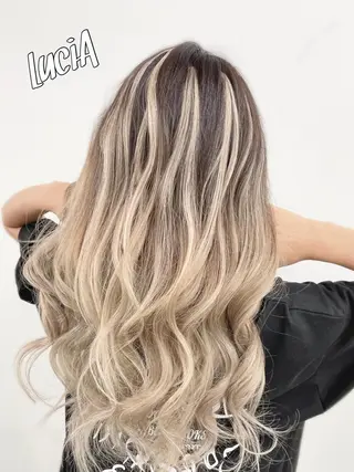 ロング カラー LuciA/エクステ カラーのヘアスタイル