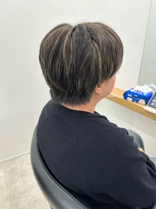 ショート カラー レイヤー/ナチュラル 💐nao.のヘアスタイル