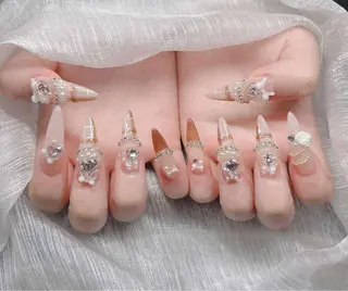 ネイル Lee Nailsのネイルデザイン