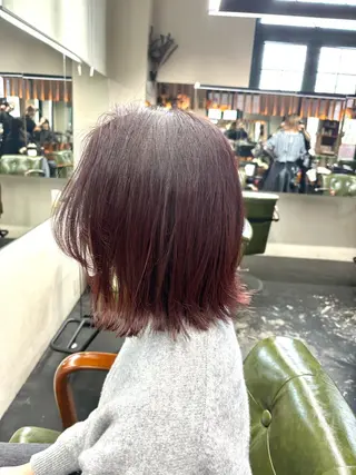 ミディアム カラー 岡村 莉穂のヘアスタイル