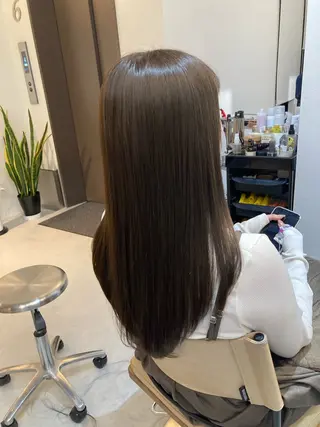 ロング ✨色持ちの良い艶 カラー✨蟹江真世のヘアスタイル