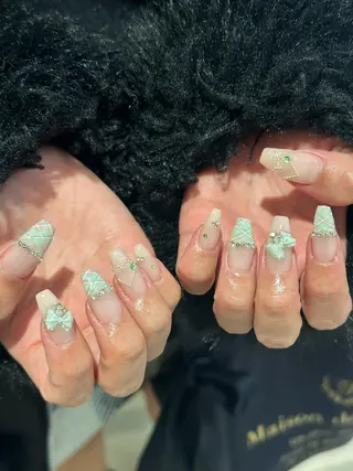 ネイル 韓国𝐧𝐚𝐢𝐥 🇰🇷🤍コガヤマのネイルデザイン