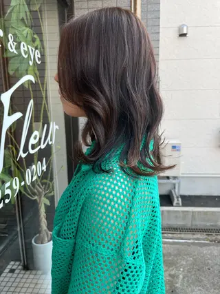 ミディアム 立野 希沙のヘアスタイル