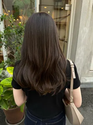 カラー MOK大阪梅田店 Asahiのヘアスタイル