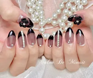 ネイル Momo 🤍のネイルデザイン