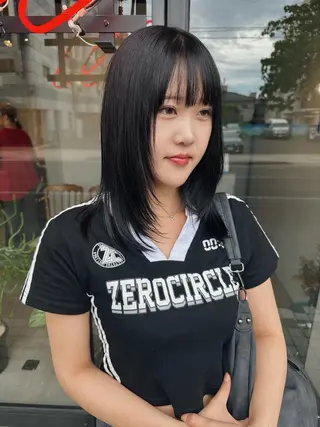 ミディアム ill所属・セイノ アオイ ill 【イル】のヘアスタイル