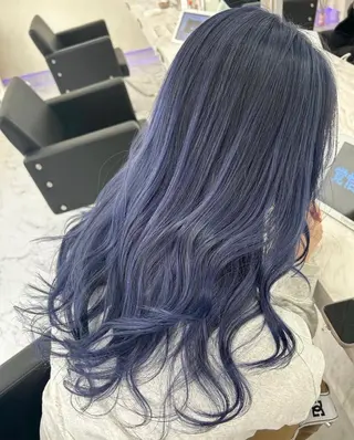 ロング カラー 透明感ハイトーン カラー🦋🌧希咲のヘアスタイル