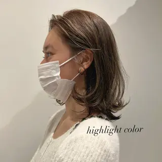 ミディアム カラー 🦭era shiori🦭のヘアスタイル