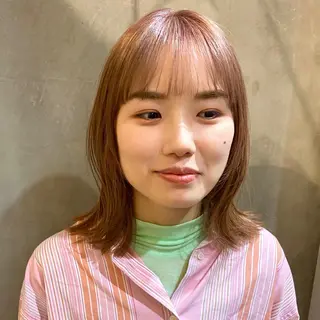 ミディアム カラー ショート/ウルフ ハイトーン/カイセイのヘアスタイル