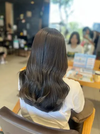 ロング カラー 🩵さき🤍 可愛いを叶える美容師のヘアスタイル