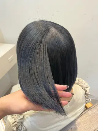 ショート カラー 🦋Yui🦋透明感 /ベージュ/Wカラーのヘアスタイル