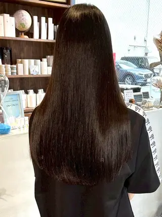 ロング (h)wim rinのヘアスタイル