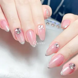 ネイル Queens 榊 まおのネイルデザイン