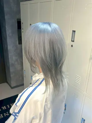 カラー 🦋ハイトーン×ア レンジ💫Leenaのヘアスタイル