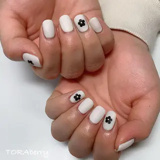 ネイル ネイリスト なつみのネイルデザイン