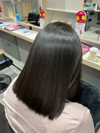 ミディアム 水原 恵莉香のヘアスタイル