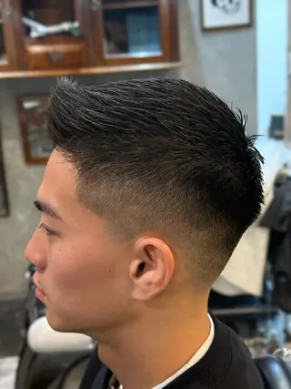 ショート 中居 優弥のヘアスタイル