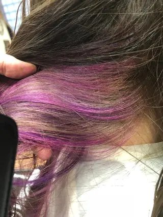 ロング カラー 東條 克義のヘアスタイル