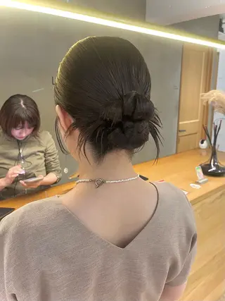 ヘアアレンジ オリーブカラー/ レイヤー/ ローレンのヘアスタイル