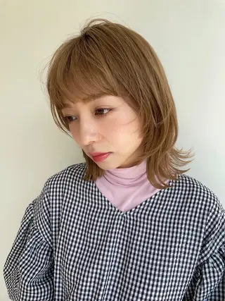 ミディアム カラー 梅田美容室 山崎海波のヘアスタイル