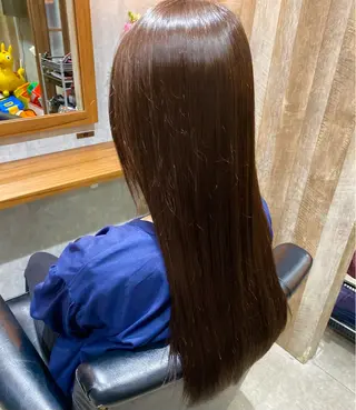 カラー 今枝莉菜 上品なツヤカラーのヘアスタイル