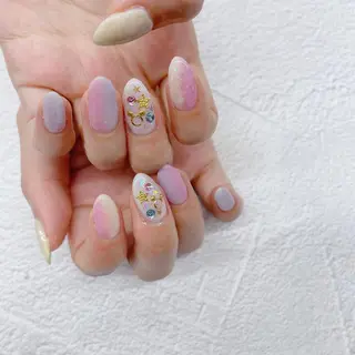 ネイル Nailist Risaのネイルデザイン