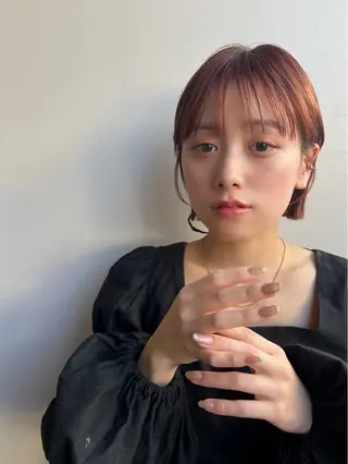 ショート カラー MARU.縮毛矯正 デザインカラーのヘアスタイル