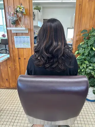 パーマ ビューティーサロン　ニシムラ所属・ビューティーサロン ニシムラのヘアスタイル