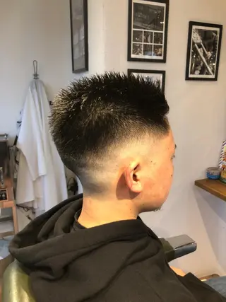 ショート メンズ 冨士川 英樹のヘアスタイル