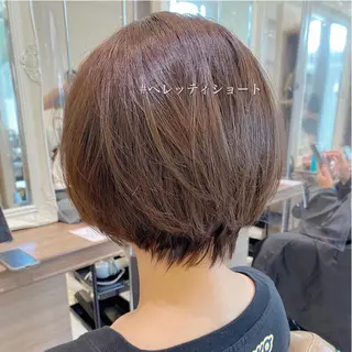 ショート 三鷹で1番ショート ボブをカットする新谷のヘアスタイル