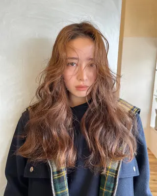 セミロング カラー 熊谷 由貴のヘアスタイル