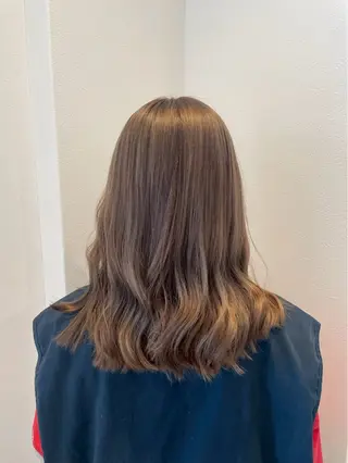 セミロング カラー 🪸cherir AZUSA🪸のヘアスタイル