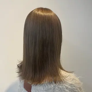 カラー 澁谷 咲映のヘアスタイル