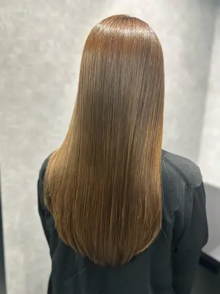 ロング 岩崎 恵実のヘアスタイル
