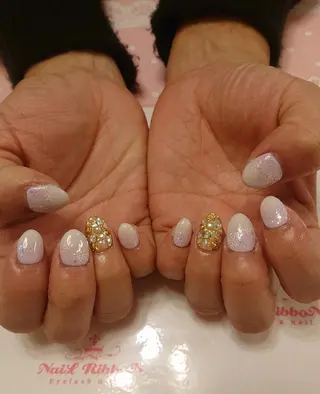 ネイル ネイルリボン 受付スタッフのネイルデザイン