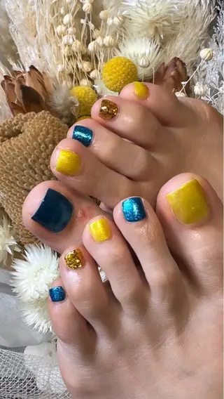 ネイル salon de 4H所属・小林 麻里のネイルデザイン