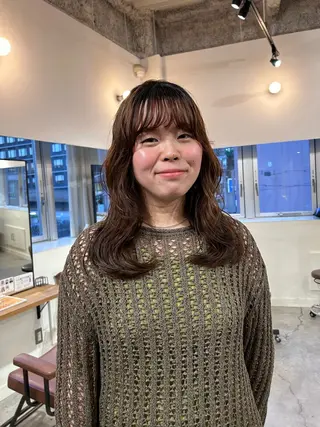 ロング みうら ありさのヘアスタイル