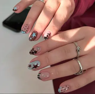 ネイル バ ヤリカクのネイルデザイン