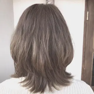 ショート カラー レイヤーカット匠 イソザキノリユキのヘアスタイル