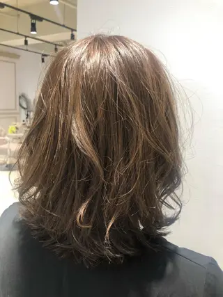 ミディアム パーマ 芝田 望優のヘアスタイル