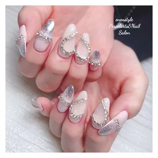 ミディアム ネイル 👑enen style👑のネイルデザイン